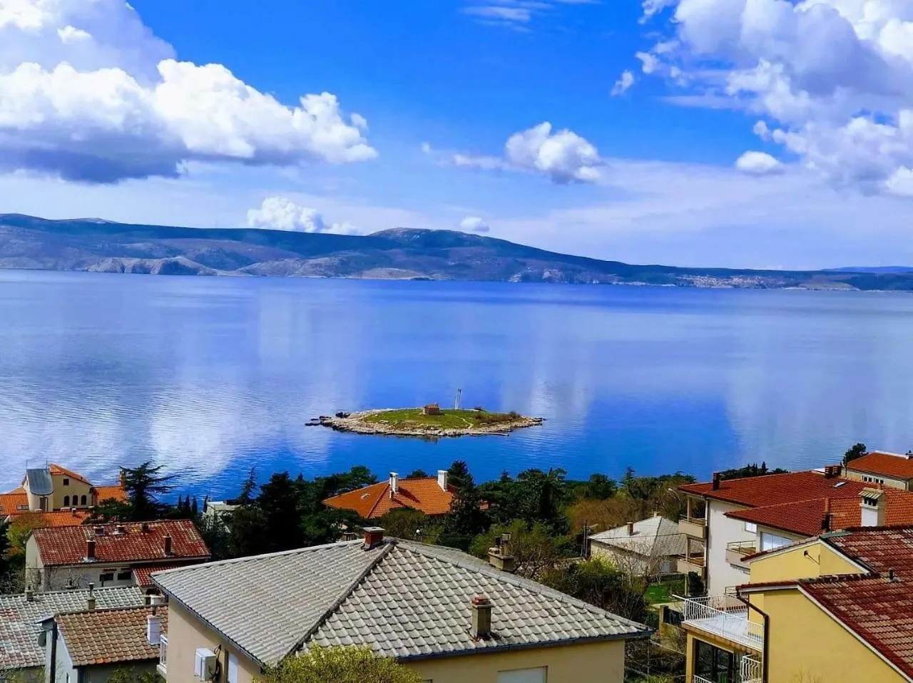 Apartments Ivona 1 Novi Vinodolski