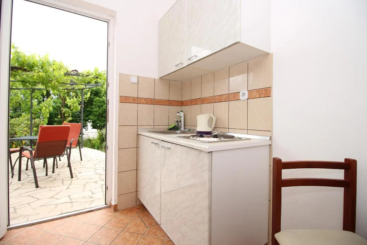 Apartments Ivona 1 Novi Vinodolski